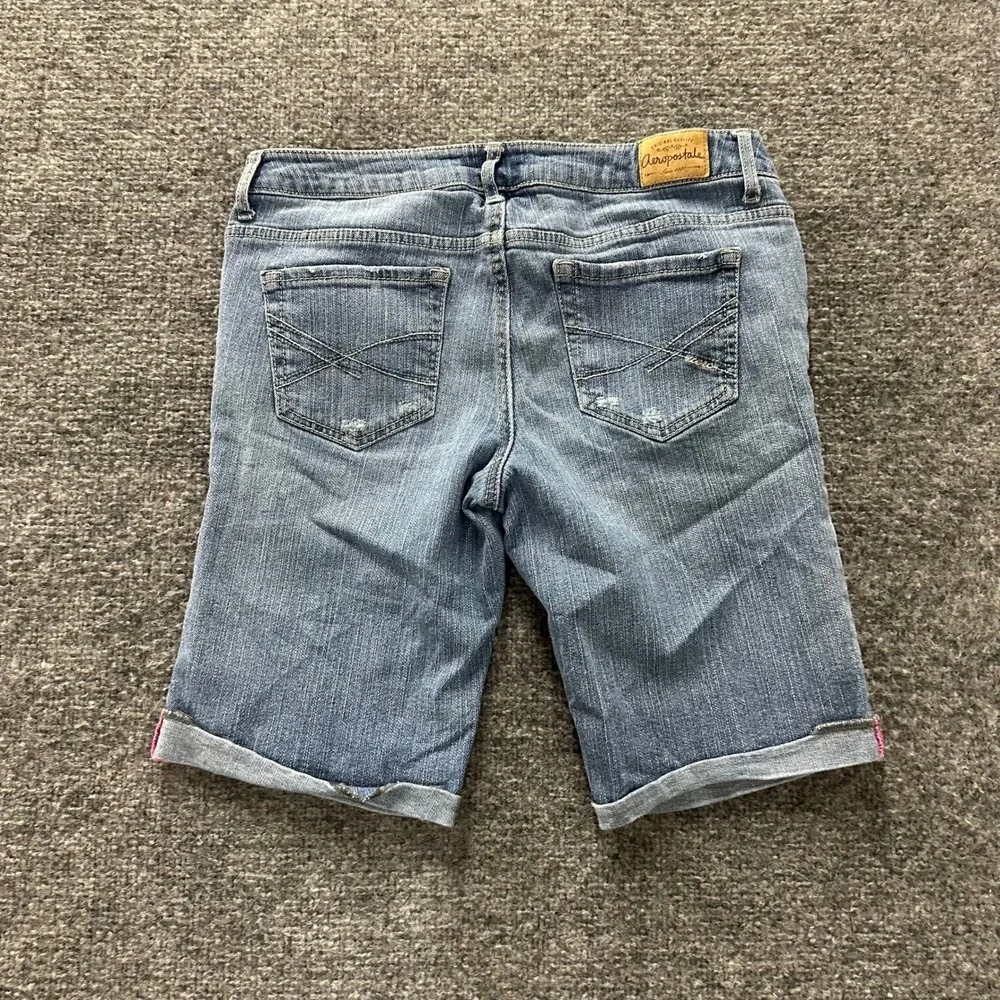 Aeropostale Shorts Womens Size 7/8 Blue Distressed Bermuda Cuffed Denim Casual